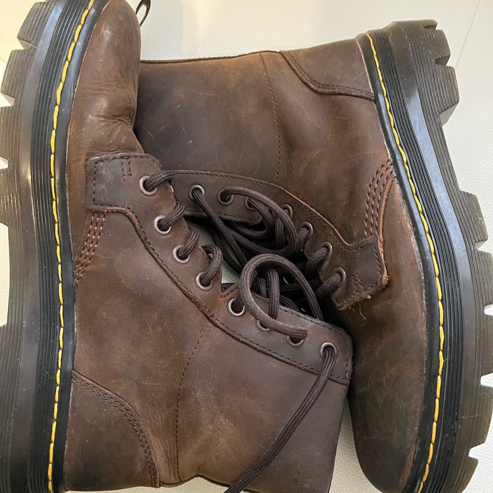 Original 1460 Brown Leather Dr. Martens Excellent condition!!!